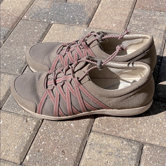 Dansko Sneakers Women’s 9.5 Honor Brown Suede and Pink Walking Shoes - Picture 4 of 10